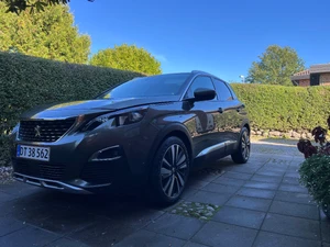 PEUGEOT 3008 Thumbnail 1