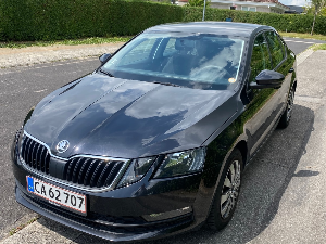 SKODA Octavia Thumbnail 1