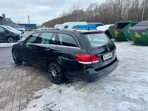 MERCEDES-BENZ E-Klasse Thumbnail 8