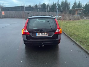 VOLVO V70 Thumbnail 6