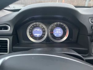 VOLVO V70 Thumbnail 13