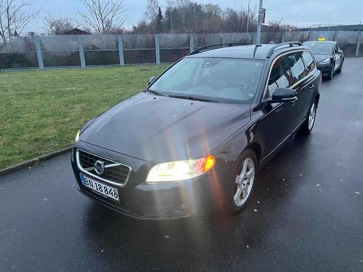 VOLVO V70