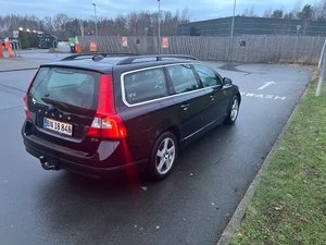 VOLVO V70 Thumbnail 5