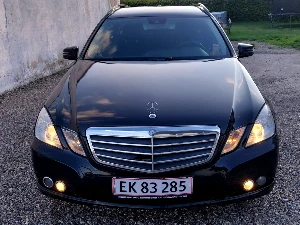 MERCEDES-BENZ E-Klasse Thumbnail 2