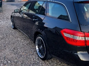 MERCEDES-BENZ E-Klasse Thumbnail 6