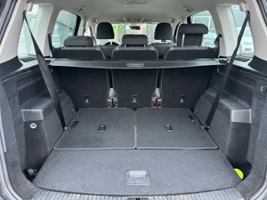 VOLKSWAGEN Touran Thumbnail 13