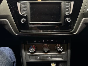 VOLKSWAGEN Touran Thumbnail 9