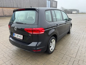 VOLKSWAGEN Touran Thumbnail 3