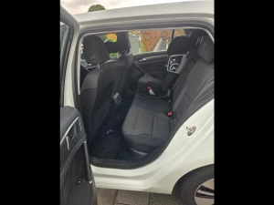 VOLKSWAGEN E-Golf Thumbnail 8