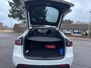 TESLA Model Y Thumbnail 12