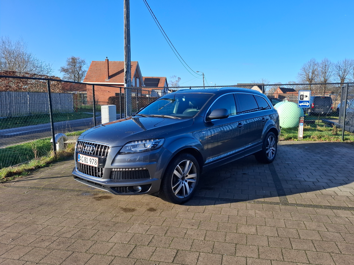 AUDI Q7