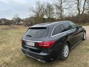 MERCEDES-BENZ C-Klasse Thumbnail 3