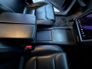 TESLA Model X Thumbnail 13