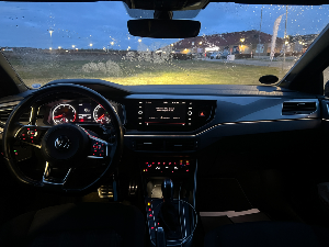 VOLKSWAGEN Polo Thumbnail 6