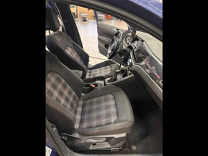 VOLKSWAGEN Polo Thumbnail 7