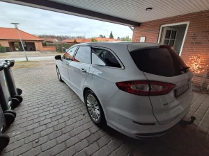 FORD Mondeo Thumbnail 4