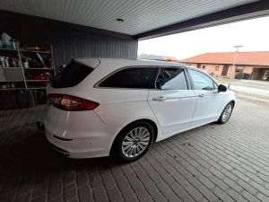 FORD Mondeo Thumbnail 1