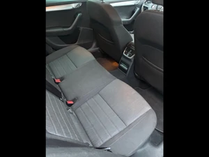 SKODA Octavia Combi Thumbnail 10
