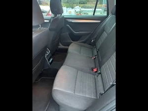 SKODA Octavia Combi Thumbnail 11