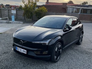 VOLVO Ex30 Thumbnail 1