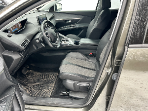PEUGEOT 5008 Thumbnail 5