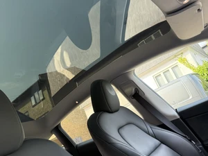 TESLA Model Y Rwd Thumbnail 10