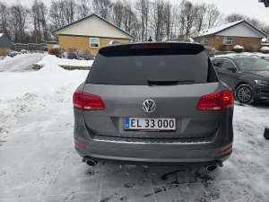 VOLKSWAGEN Touareg Thumbnail 5