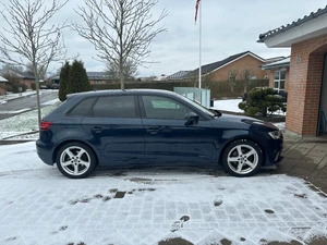 AUDI A3 Sport Sportback Thumbnail 7