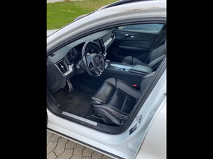 VOLVO V60 Thumbnail 5