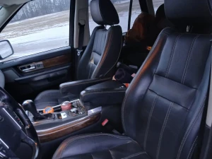 RANGE Rover Thumbnail 2