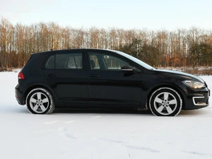 VOLKSWAGEN Golf Thumbnail 11