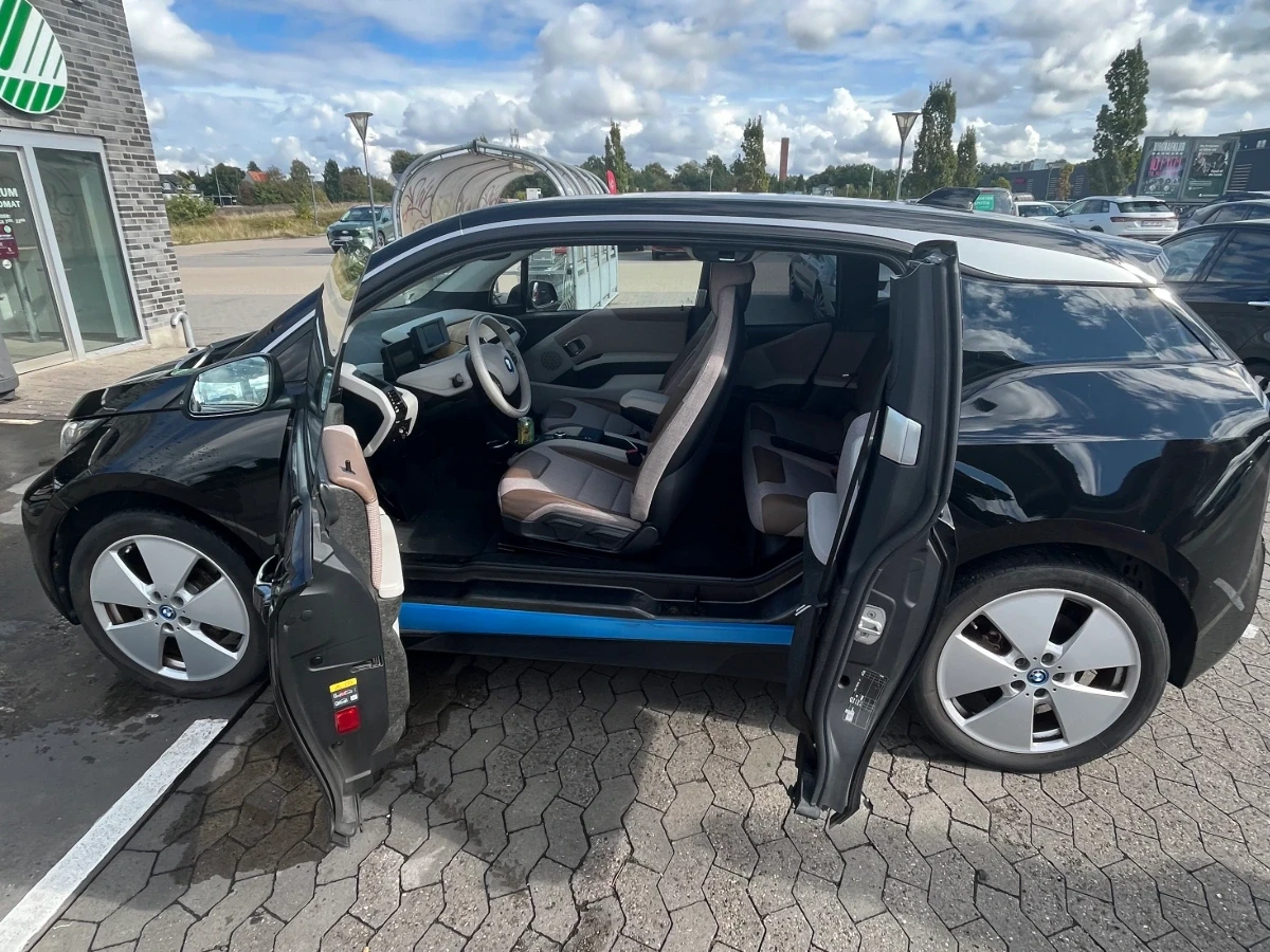 BMW I3
