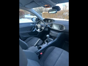 PEUGEOT 308 Thumbnail 8
