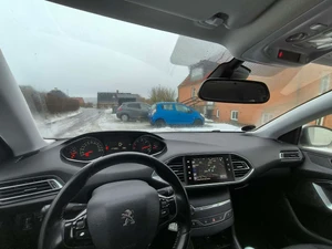 PEUGEOT 308 Thumbnail 4