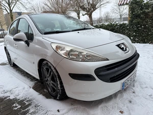 PEUGEOT 207 Thumbnail 1