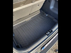 KIA Stonic Thumbnail 3