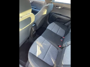 KIA Stonic Thumbnail 2