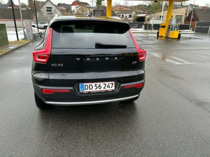 VOLVO Xc40 Thumbnail 4