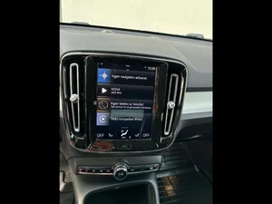 VOLVO Xc40 Thumbnail 8