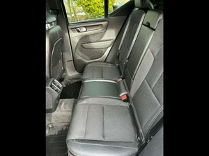 VOLVO Xc40 Thumbnail 9