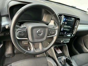 VOLVO Xc40 Thumbnail 11