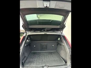 VOLVO Xc40 Thumbnail 5