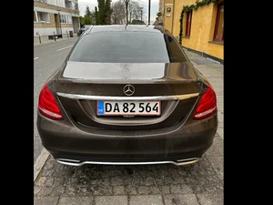 MERCEDES-BENZ C-Klasse Thumbnail 4