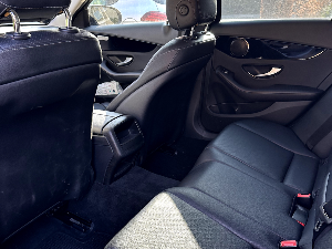 MERCEDES-BENZ C-Klasse Thumbnail 7