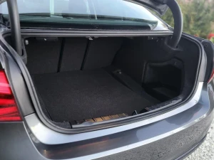 BMW 3-Serie Thumbnail 2