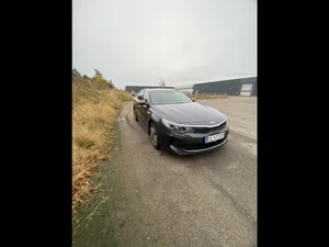 KIA Optima Thumbnail 1