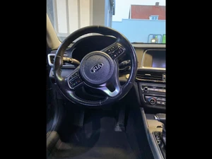 KIA Optima Thumbnail 8