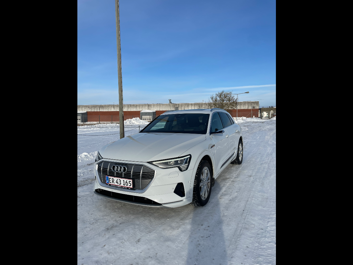 AUDI E-Tron 55