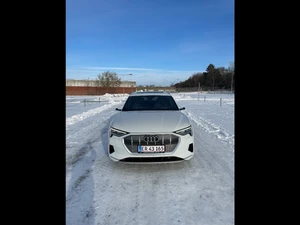 AUDI E-Tron 55 Thumbnail 2