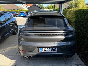 PORSCHE Cayenne S Coupé Thumbnail 4